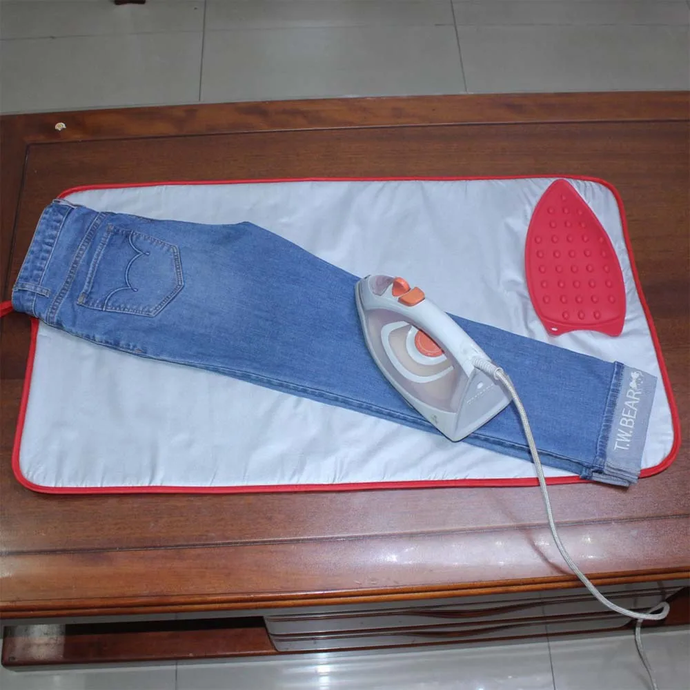 HeatResistantIronBoardBlanketPortableForTableTopIroningPad