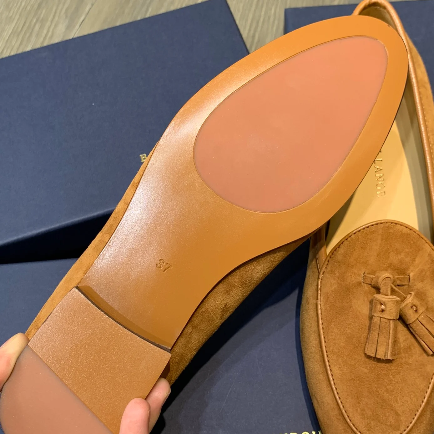 

2021 New Comfortable Kid Suede Woman Shoes Sheepskin Non-slip Resistant Rubber Outsole Simple and Elegant Tassel Loafer