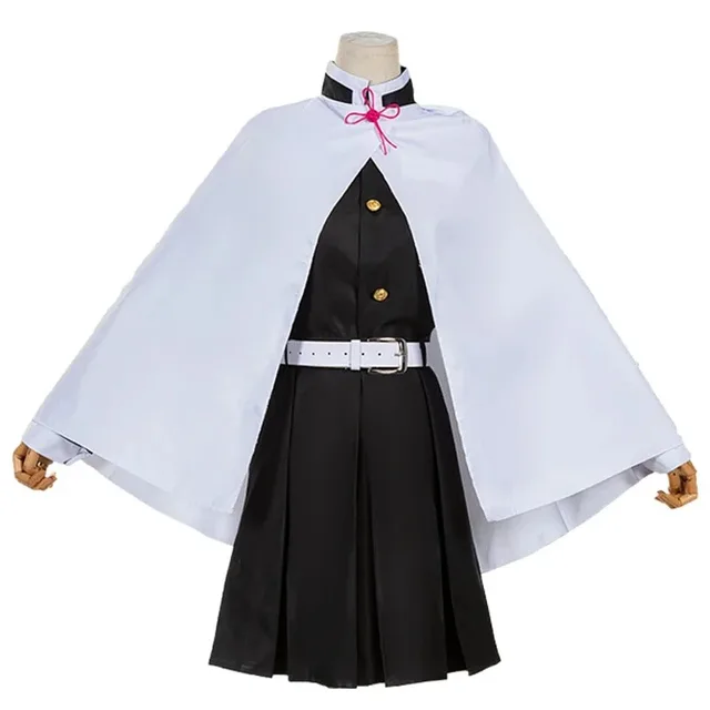 vue de l'avant du cosplay tsuyuri