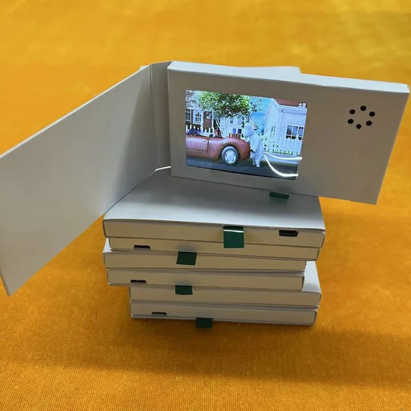 2.4Inch Birthday White Video Book Card 128MB Lcd Invitation Gift Music Greeting Card Upload Video Lcd Greeting