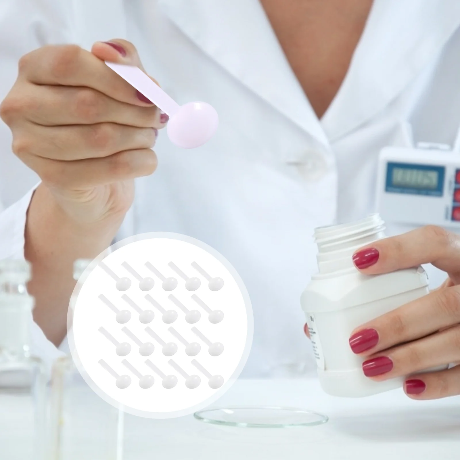 

100pcs Measuring Smidgen Micro Scoop Laboratory Measuring Spoons for Powder