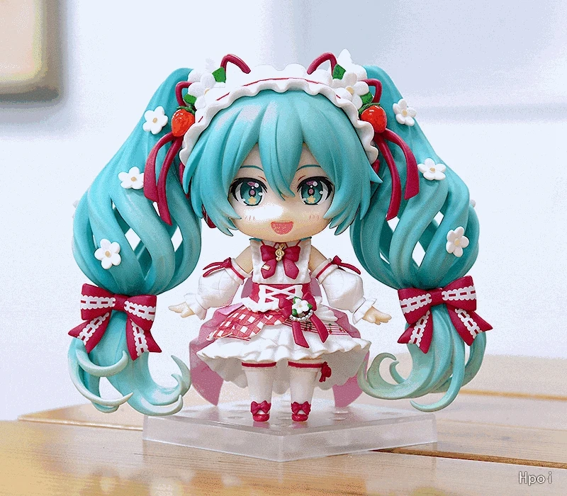 S667b6f1cdccf4e7a8403922b11a18819p - Hatsune Miku Figure