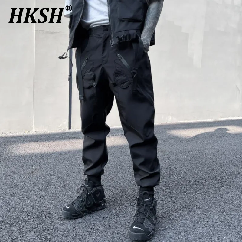 

HKSH Spring New Male Tide Dark Techwear Tactical Cargo Pants Fashion Loose Leggings Safari Style Chic Overalls Streetwear HK0713