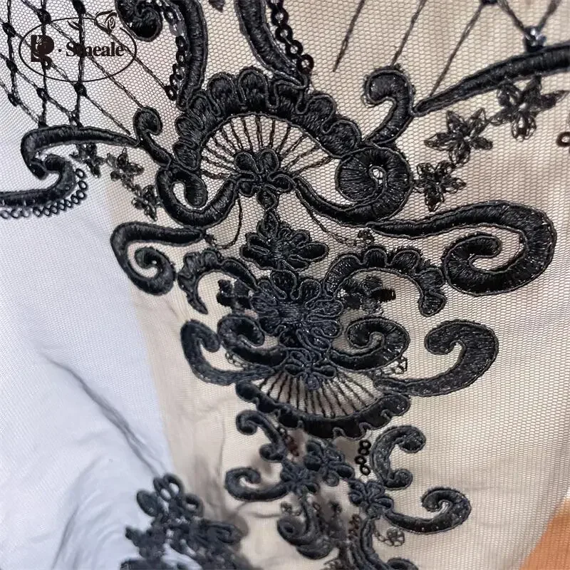 Tessuto Di Pizzo Di Tulle A Rete Ricamato Con Elegante Motivo A Foglie