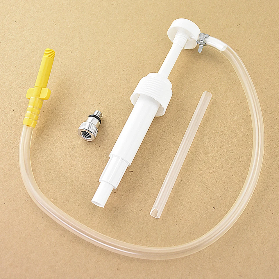 Pompe à Huile Manuelle Pour Bouteilles Standard - Adaptateurs 3/8", 8mm, 10mm Inclus - Pour Moteurs Hors-bord, Machines