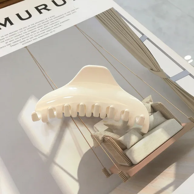 2022 New Claw Clip for Women Tough Colorful Plastic Hair Claw Large Size Hair Clamps Claw Clip Crab Chic Hair Accessories Gift 0240-3-9cm