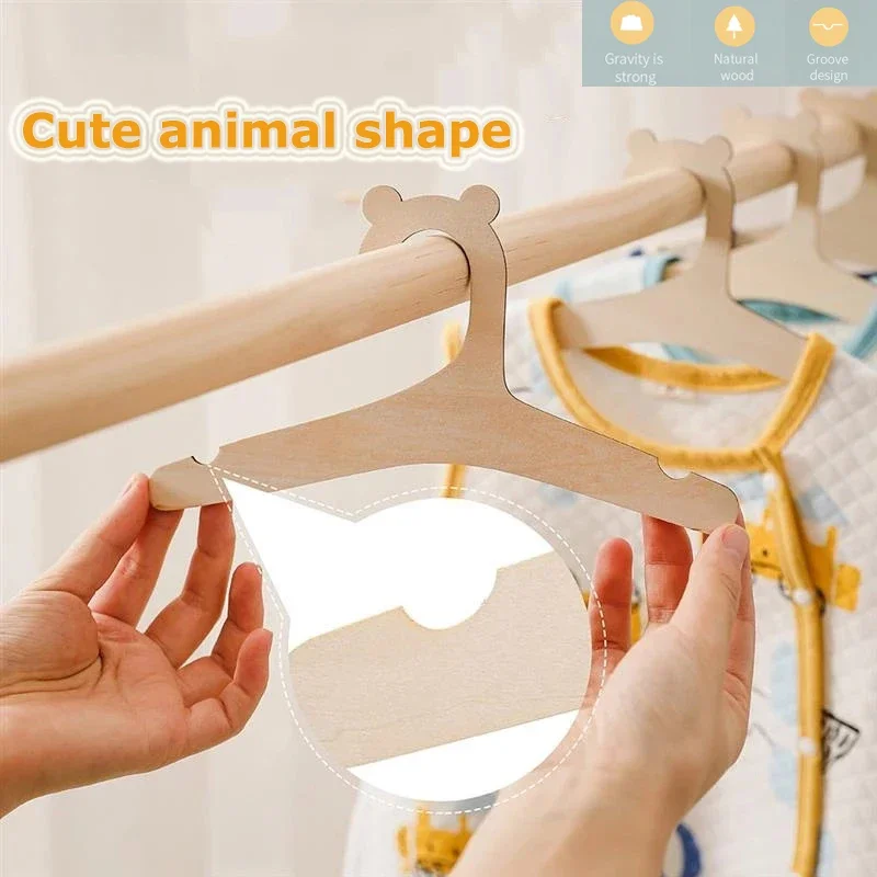 

Baby Creative Hangers Kids Wooden Bear Shape Clothes Hanger Racks Cute Animal Closet Organizer Home Organization Storage