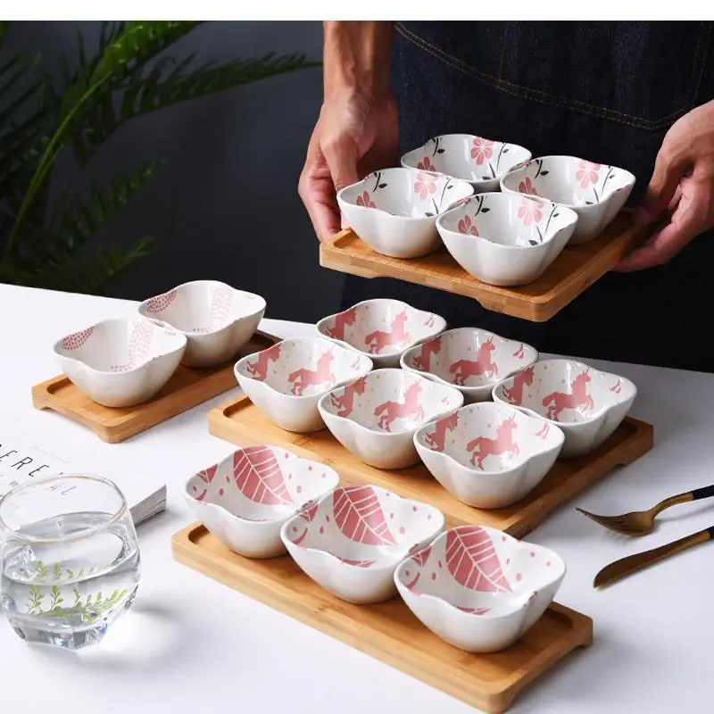 Elegant Ceramic Snack Platter with Wooden Base – Stylish Living Room Serving Dish for Fruit, Candy, and More