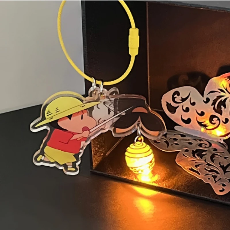 

Warm summer Crayon Shin-chan glowing firefly keychain acrylic high-looking iins style pendant student gift for women