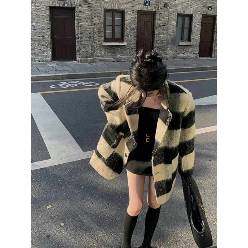 Slightly Fat mm Royal Sister Fashion Plaid Woolen Coat Female 2023 Autumn Winter NewLoose Thick Fried Street Top Tide Commute