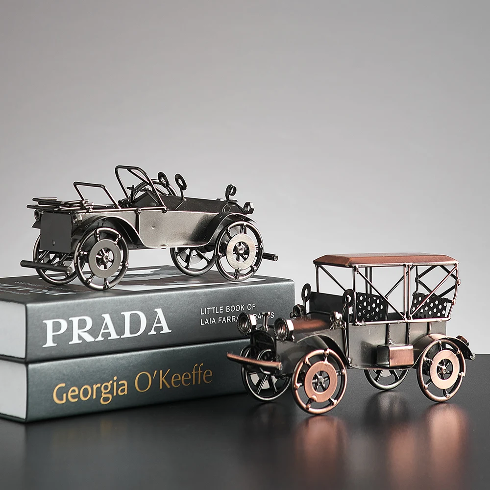 

Modern Style Metal Classic Car Model for Room Decor and Office Desk Sculptures & Figurines Vintage Car Ornament Holiday Gift