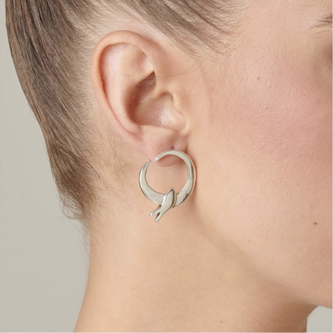 Yisheng alloy bead earrings, Silver clasp, fashion, with logo, wholesale, new 2021, European fashion gift