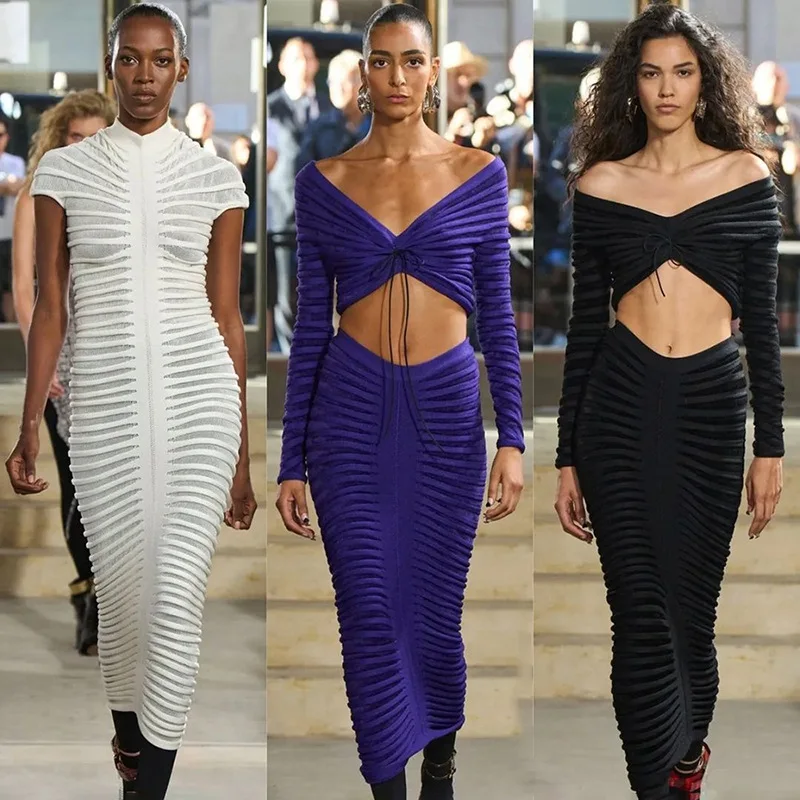 

Женский трикотажный комплект из 2 предметов с юбкой и коротким рукавом