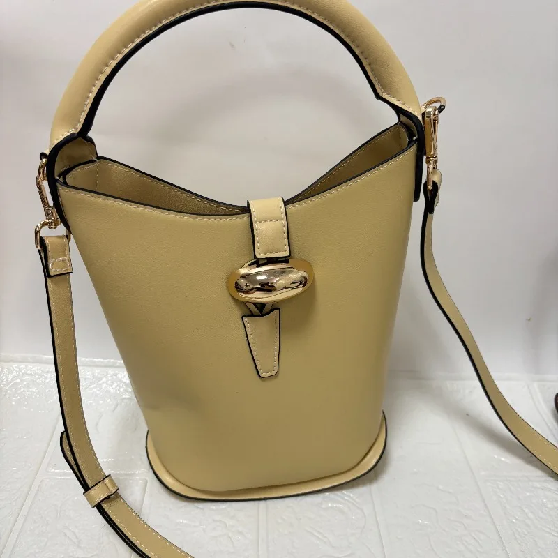 Fashionable Bucket Bag Women's Crossbody Phone Bag Simple High  Aesthetic Single Shoulder Crossbody Bag Versatile Stylish New