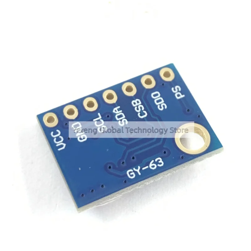 Module MS5611 GY-63 connecté à une carte Arduino via des fils Dupont, illustrant l'utilisation du capteur de pression atmosphérique