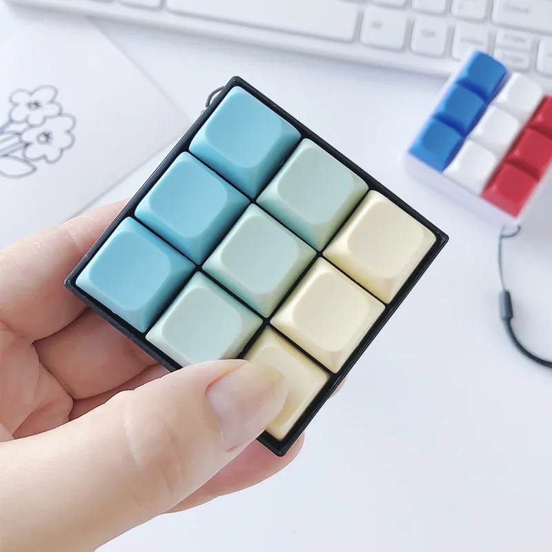 9 Keys Push Button Toy Party Stress Relief DIY Fidget Button Keycap Fidget Keychain Keyboard Keychain Toys Finger Keyboard