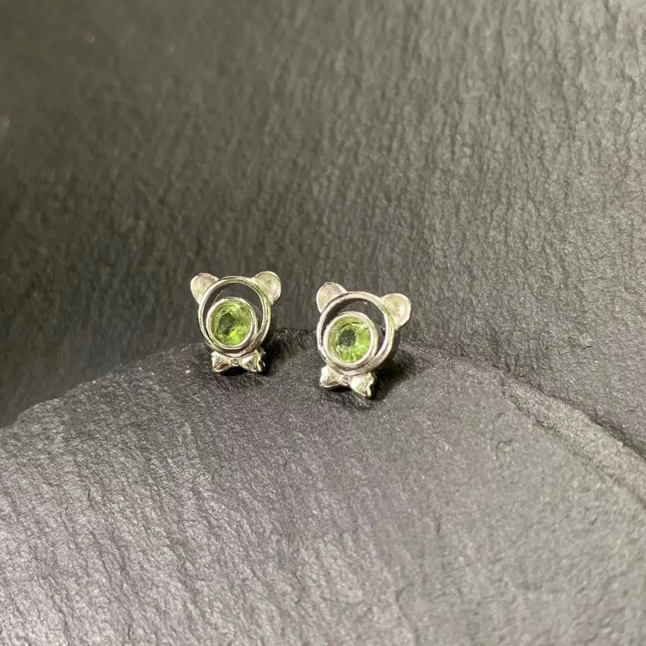 Bear Natural Peridot 925 Sterling Silver Stud Earrings for women Jewelry Gift blue Prevent allergy gem jewelry Genuine stone