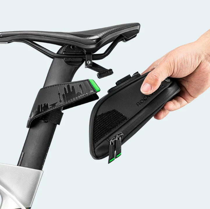 ROCKBROS Fahrrad-Hecktasche, Rennrad, Reiten, Rücksitztasche, wasserdichte Fahrradtasche, Schnellverschluss-Satteltasche, reflektierender Streifen – Detail 1