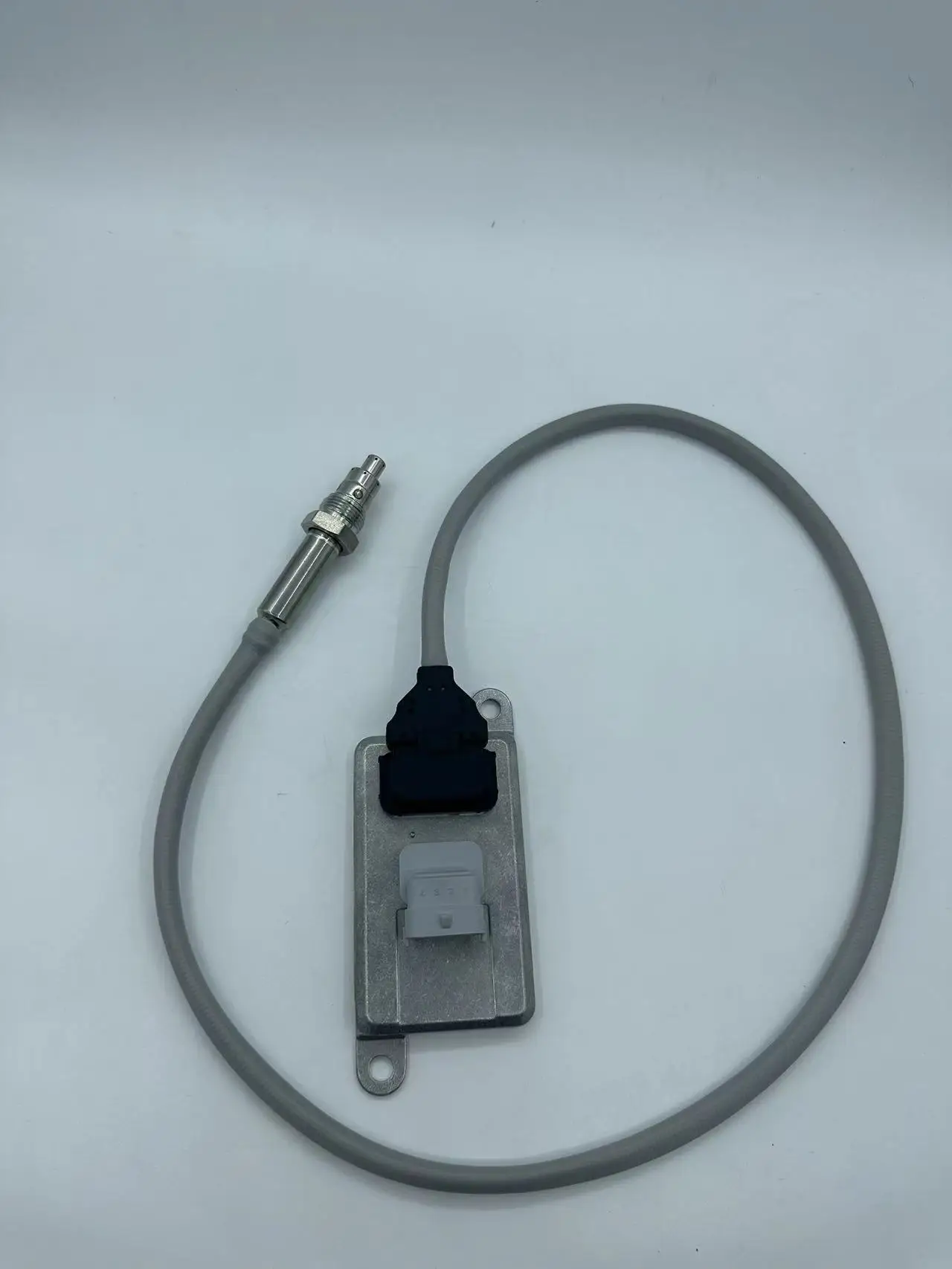 

Керамический чип для датчика Benz nox 24 в OE:5WK9 6653C A0091530028/004/A0101539528/001