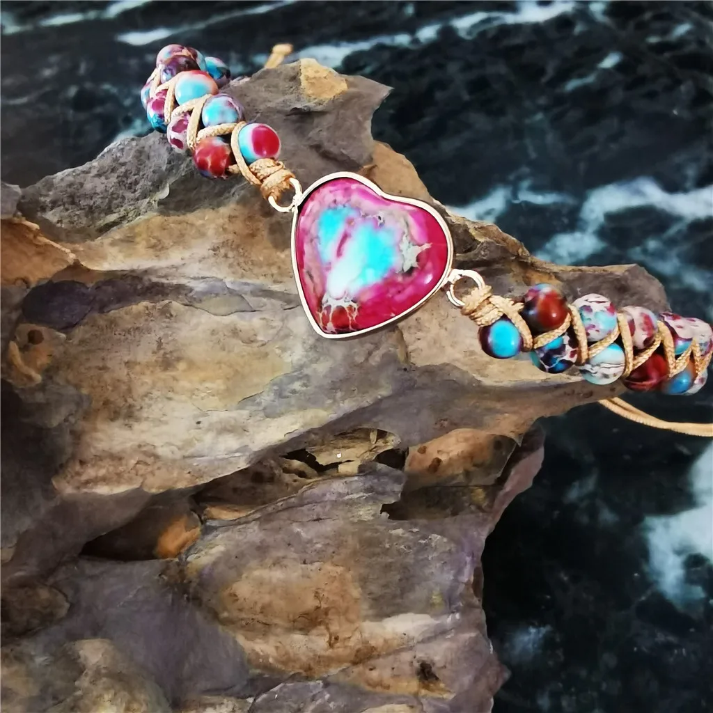 Romantic gemstone bracelet with heart design