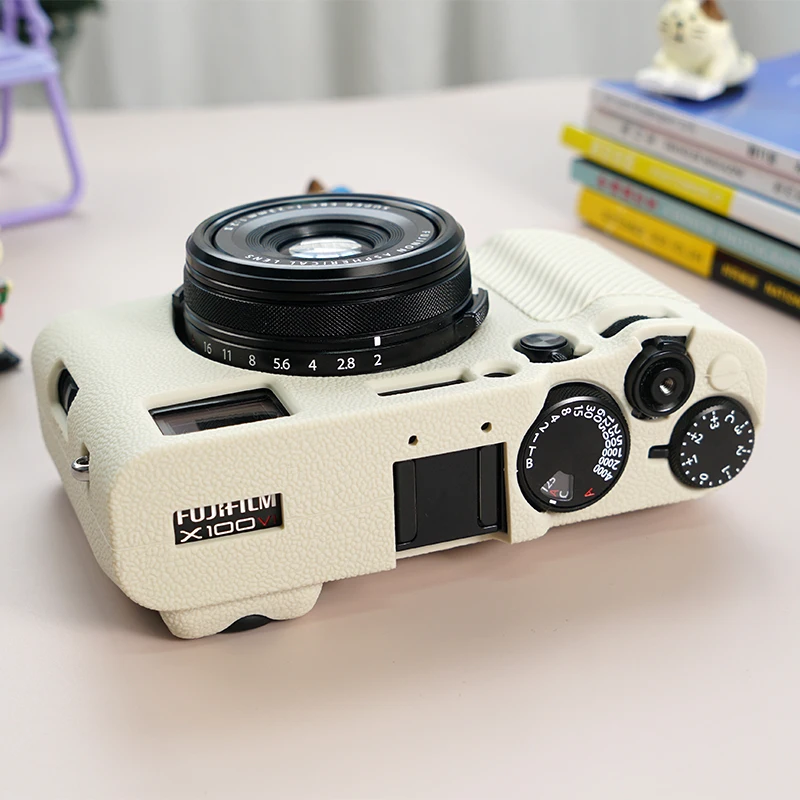 Fujifilm X100F おまけ付き BUYING A NEW CAMERA IN JAPAN! — FUJIFILM X100F - YouTube