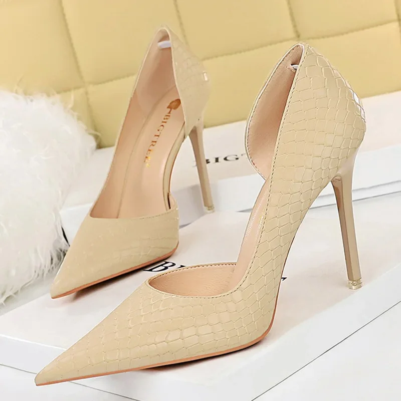 

Women 10.5cm High Heels Burgundy Green Pumps Wedding Bridal Stiletto Sexy Retro Heels Lady Scarpins Office Party Shoes