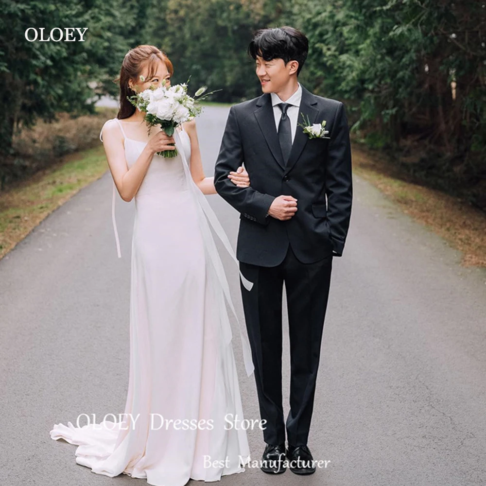 

OLOEY Simple A Line Beach Wedding Dresses Korea Spaghetti Straps Soft Satin Floor Length garden Bride Dress Photoshoot