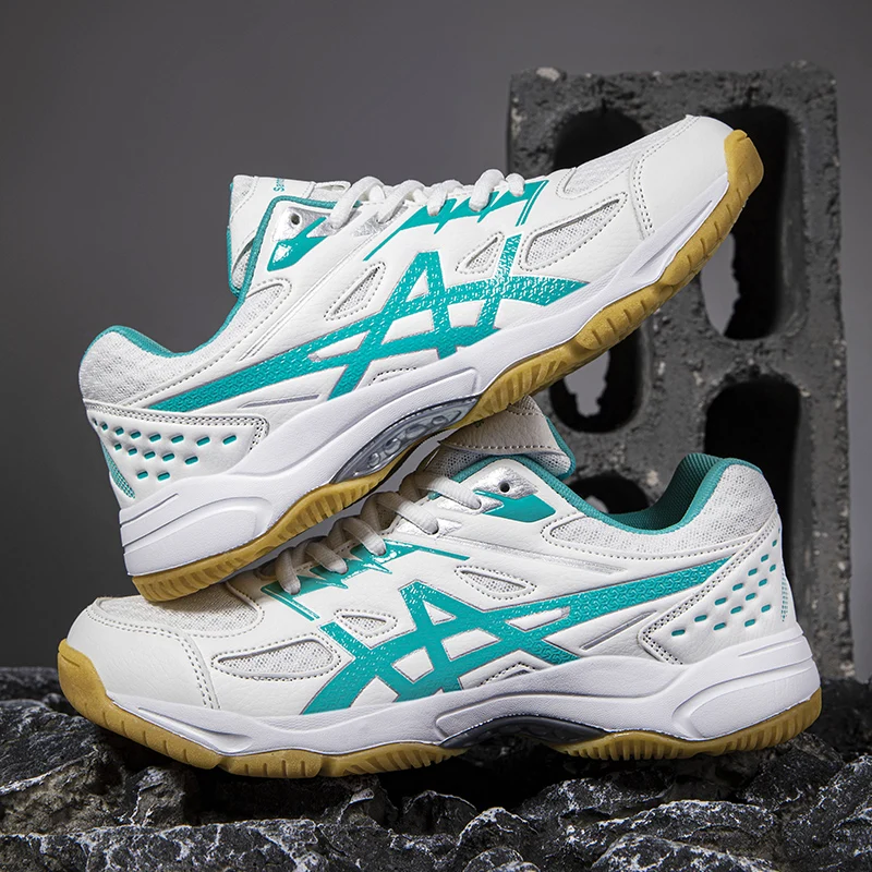 Men Sneakers Badminton Shoes Table Tennis Shoes Volleyball Sneakers Gym Competition Lace Up Breathable Light Weight