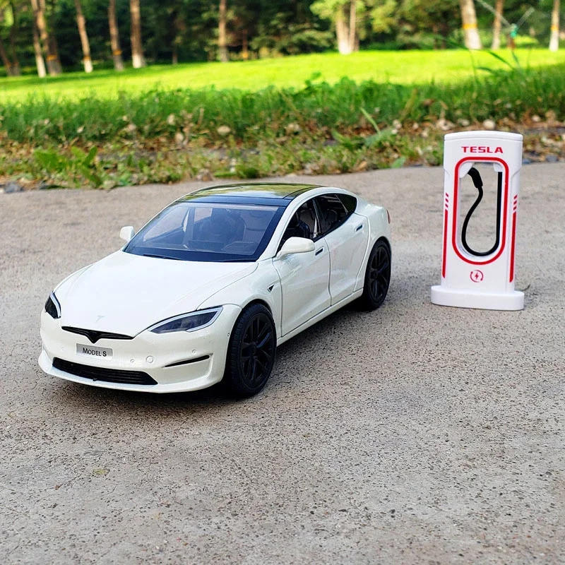 1:24 Tesla Model S Alloy Car Model Diecast Metal Toy Vehicle Car Model Simulation Collection Sound Light Kids Toy Gift C270 2