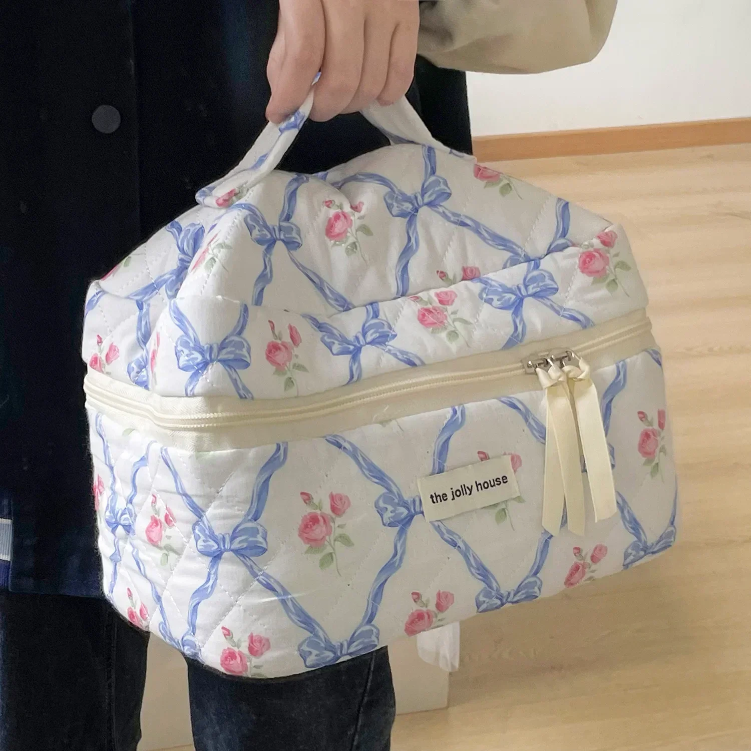 Cute Bow Flower Quilting Cotton Makeup Bag Women Zipper Cosmetic Organizer Female Cloth Handbag Portable Toiletry Case for Girls 4