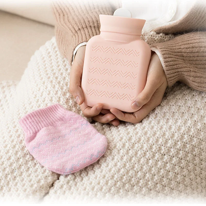 

300ml Water-filling Hot-water Bag for Female Warm Belly Hands Feet Cute Warm Water Bag Keep on Hand Warmer Hot Water Bottle Bag