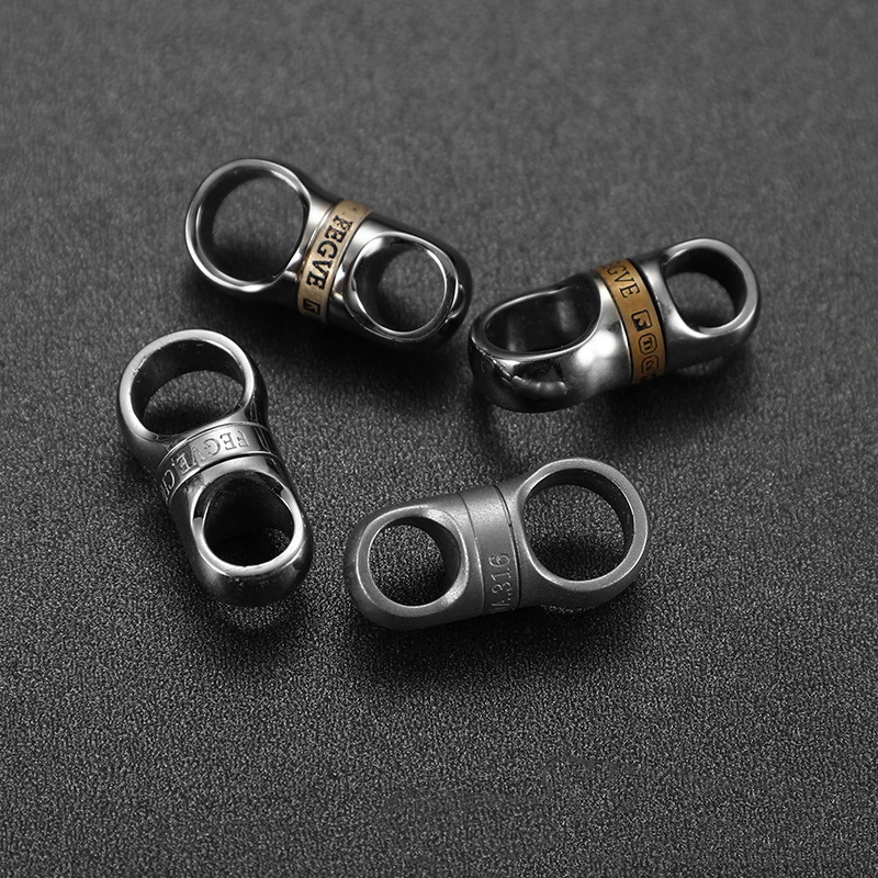 Luxury Copper Capsule Keyring 360°Rotation Key Ring Bracket EDC Car Key Chain Connection Buckle Vintage Keychain Accessories