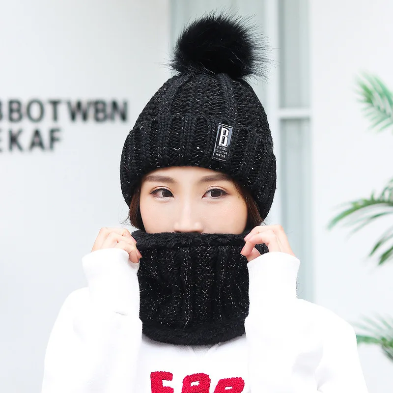 

2023 Skullies Beanies Winter Hat Women'S Lovely Wool Pompom Ball Plush Warm Thickening Knit Cap B Letter Knitted Hats Mask Scarf