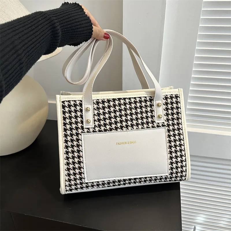 Large Capacity Women's Shoulder Bag New Trendy Fashion Shoulder Bag Texture Checkered Handheld Western Tote Female Shoulder Bag