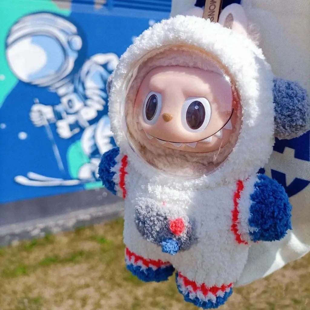 thumbnail image 1 of Conjunto de ropa de cisne LABUBU, ropa hecha a mano, astronauta, ganso blanco grande, ropa de muñeca, solo para 17CM, 1 of 4