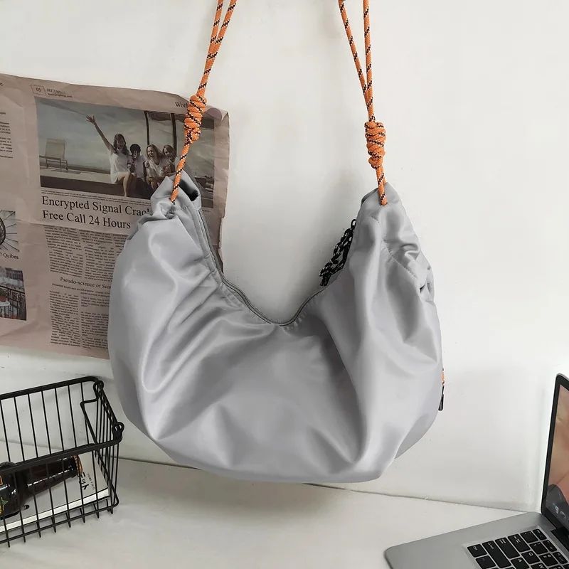 Single Shoulder Crossbody Bag Nylon Sports High Capacity Travel Cross Shoulder Backpack Men's And Women's Single Shoulder Bag