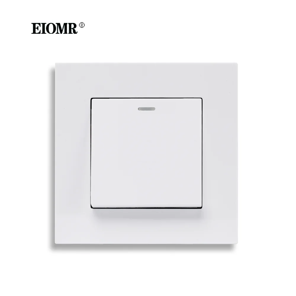 White (PC)