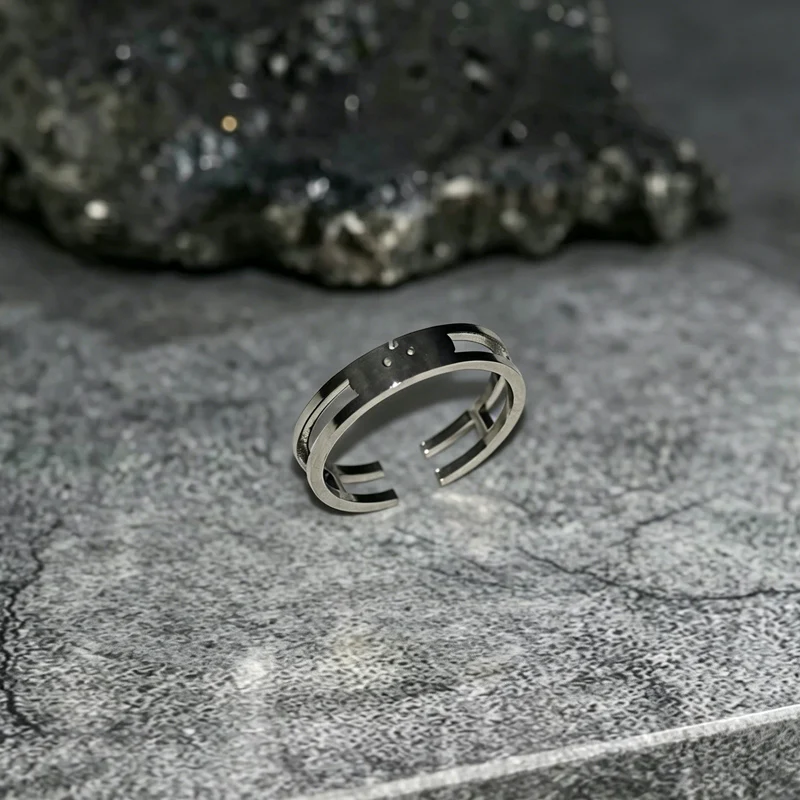 Elegant Oval Hollow Metal Ring Set for Women - Minimalist Handmade Jewelry Gift