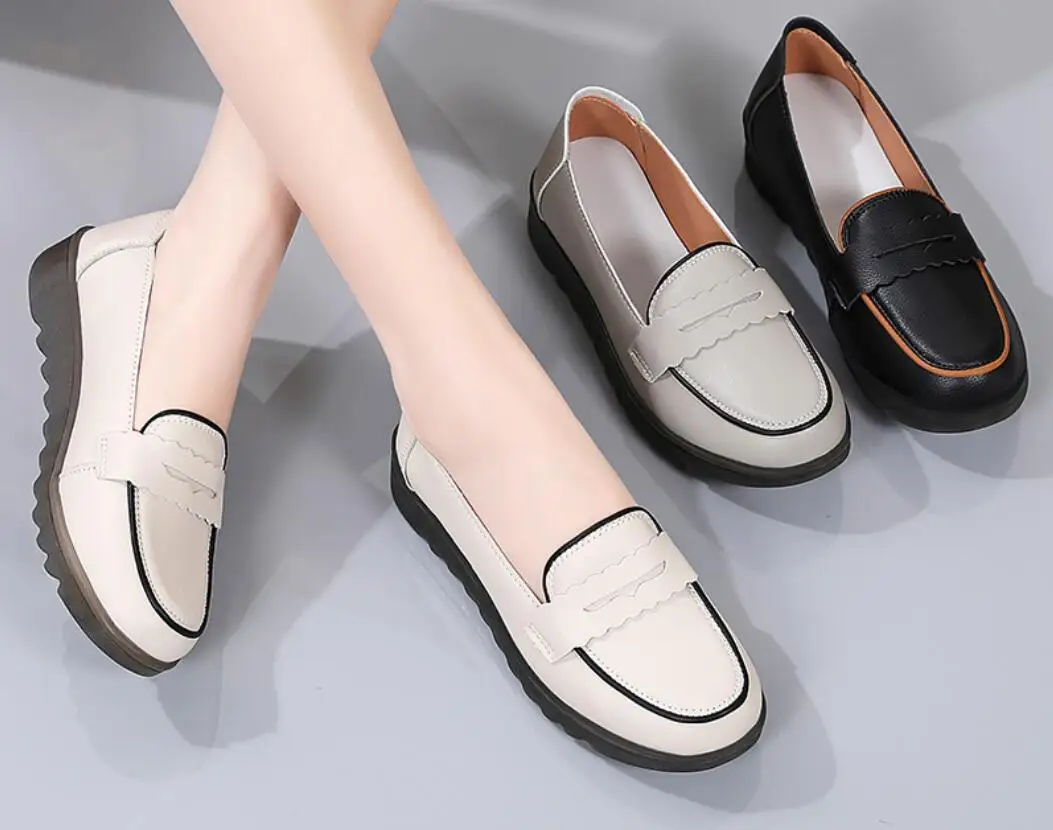 Women Shoes Flats Leather Sneakers Women Sexy Comfortable Female Casual Walking Footwear Fashion Large Size Loafers Shoes Women