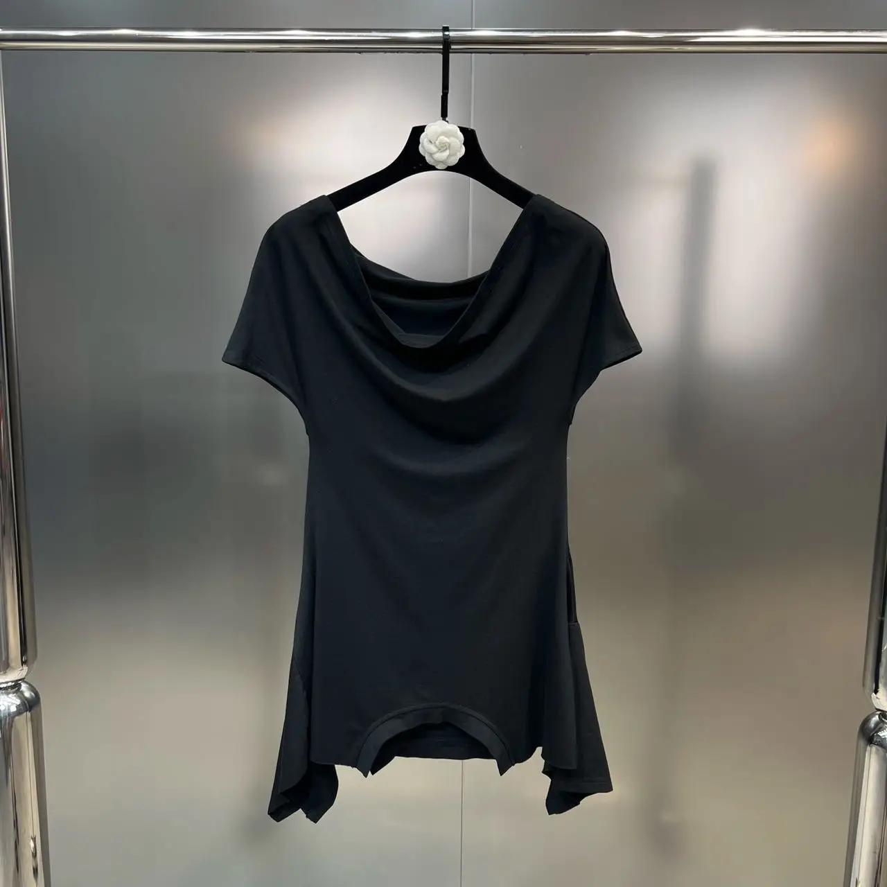 

2023 summer big round neck short sleeve kneading waist ruffled dark temperament women all match T