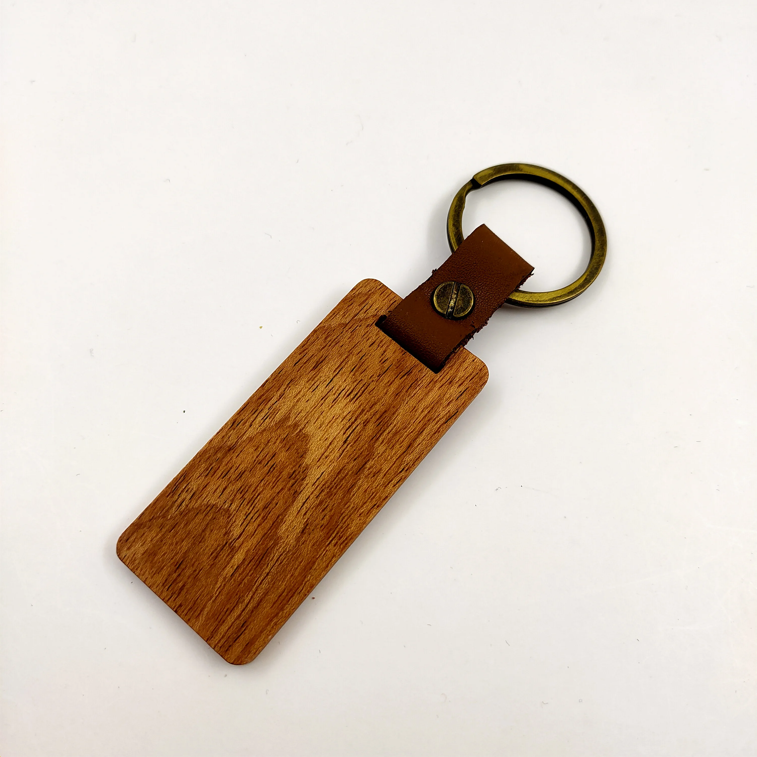 

Custom Designer Wooden Hotel Keychain Charm Motel Keychain