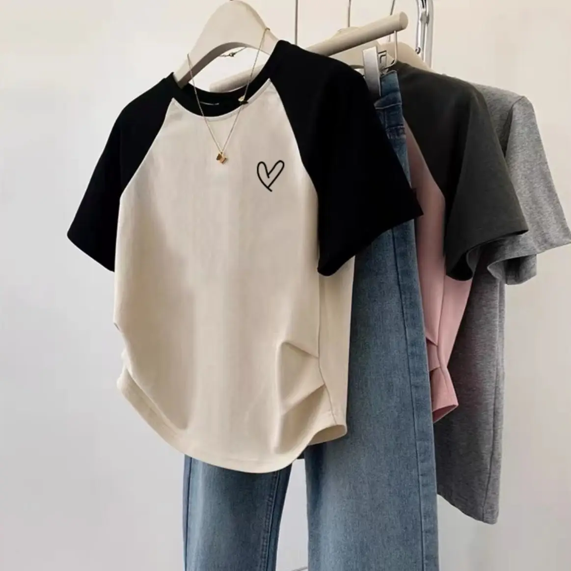 Little love-beige and black 111