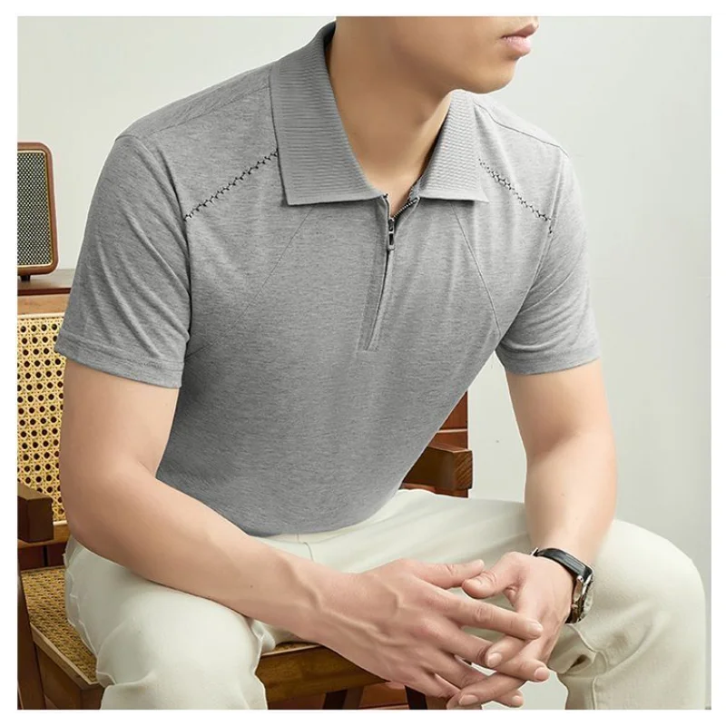 Polo da Uomo Bianca con Mezza Zip, Decorazione a Punti, Maniche Corte Raglan, Morbida, Casual, per Business - immagine 3