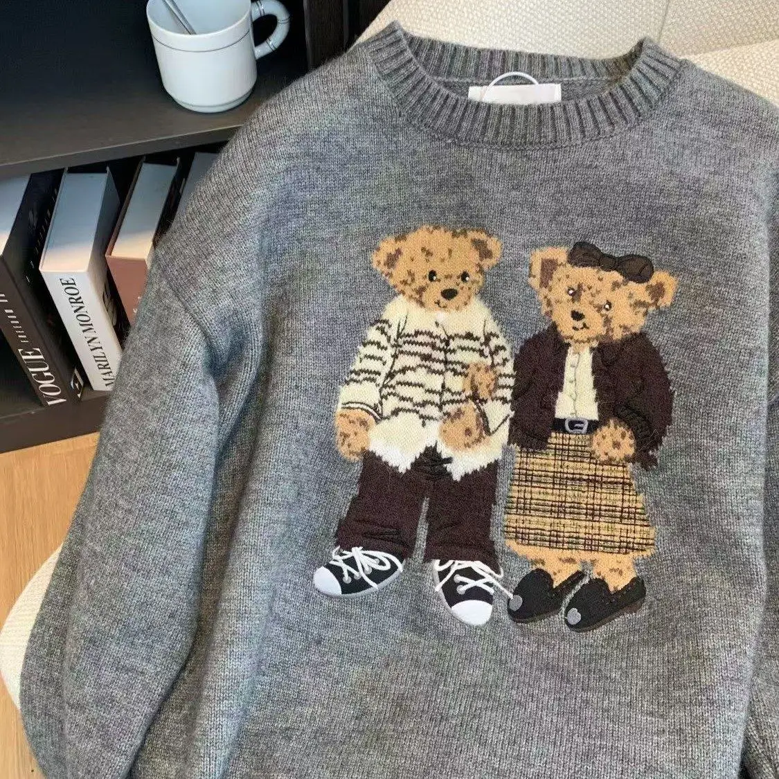 Retro Sweater Bear Jacquard Knitted Sweater Women's Autumn and Winter Loose Slim Casual Round Neck Lazy Style Top 4