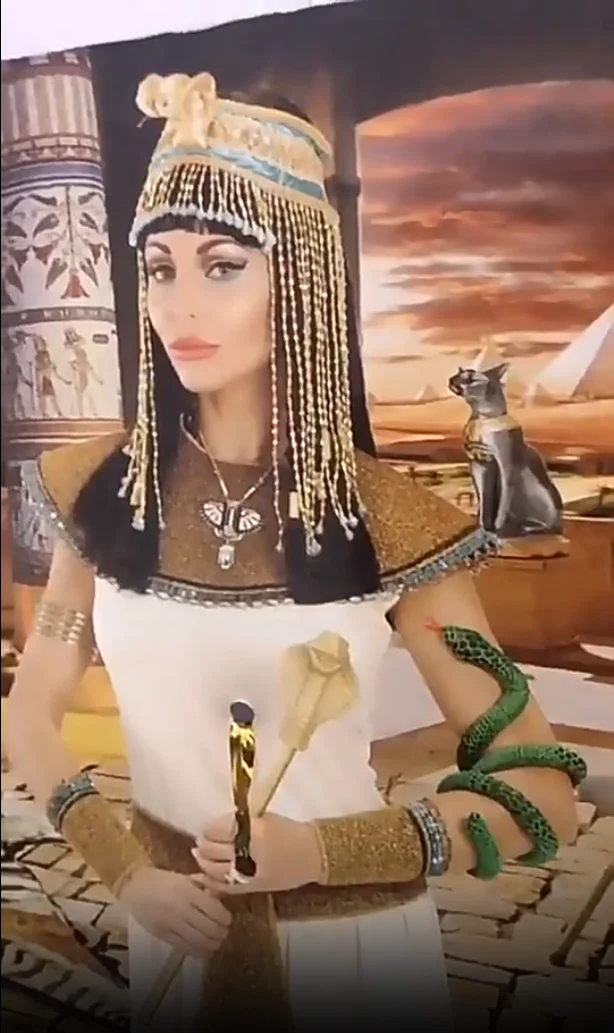 Egyptian Costume BARTOSI Cleopatra Headpiece Gold Egyptian