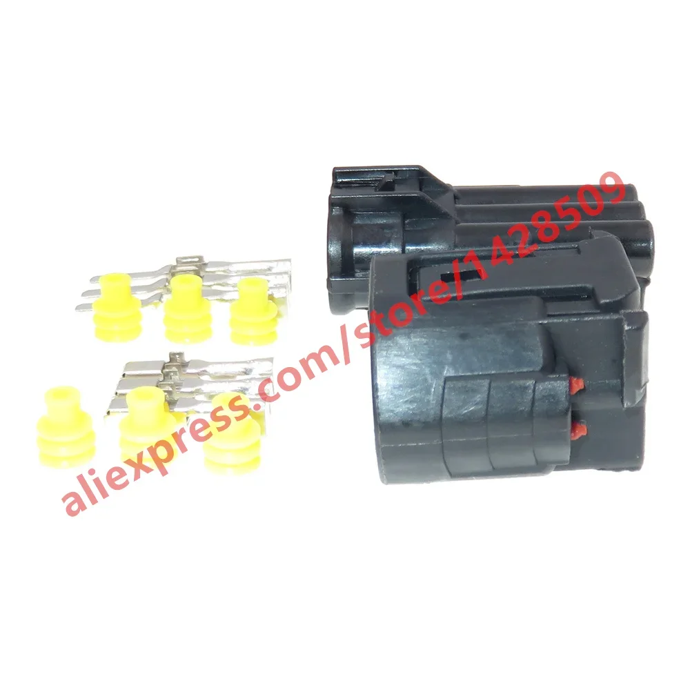 Description Picture 4 of item1 Set 3 Pin 2.2 Series 6188-0282 6189-0443 Car Electric Generator Regulator Waterproof Wiring Connector 90980-11348 90980-11349