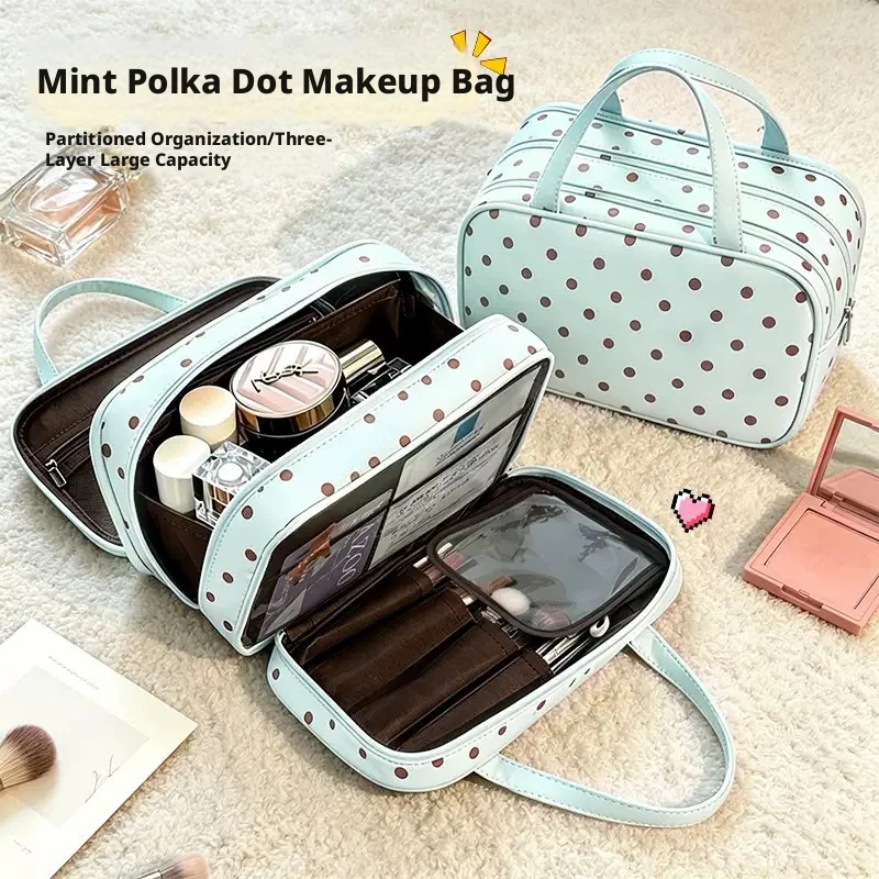 Borsa per il Trucco a Pois Multifunzionale con Tre Scomparti in PU, Grande Capacità, Impermeabile, per Viaggi e Conservazione - immagine 6