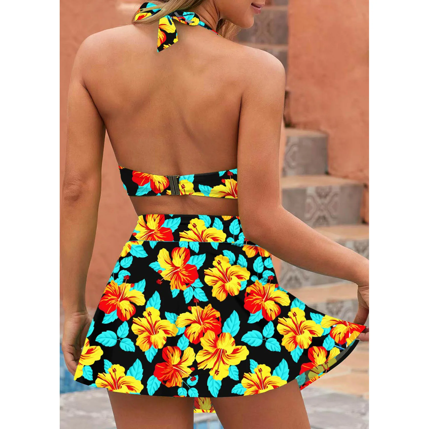 Conjunto de Praia Estampado Floral Branco: Perfeito para o Verão! 18 S66cb564b46904576a8ae0207375019982