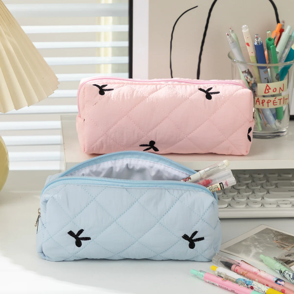 Astuccio Semplice Monocolore con Fiocco, Portatile, Scatola Portaoggetti da Scrivania, Borsa Multifunzionale per Studenti e Penne Scolastiche