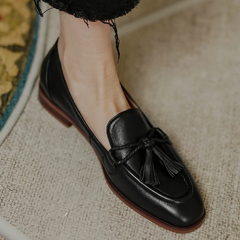 2024 trend Retro British Style Square Head Women's Loafers Shoes Summer Style Tassel Comfortable Single Shoes Women Brown Shoes